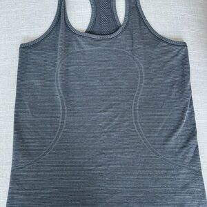 Lululemon swiftly tech old school quality material size 10